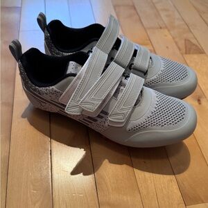 Sporto Gray and Black Hook-and-Loop Athletic Sandals